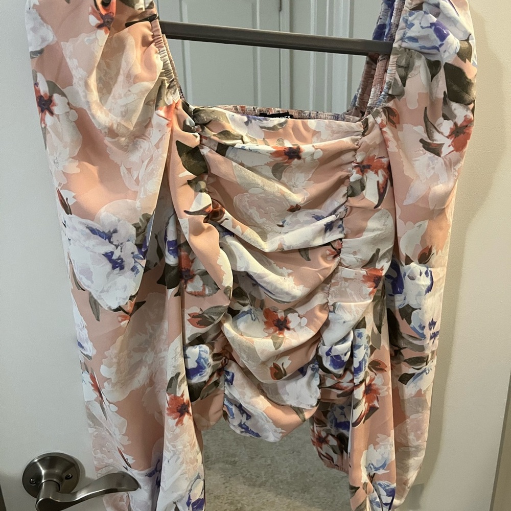 Express top size small